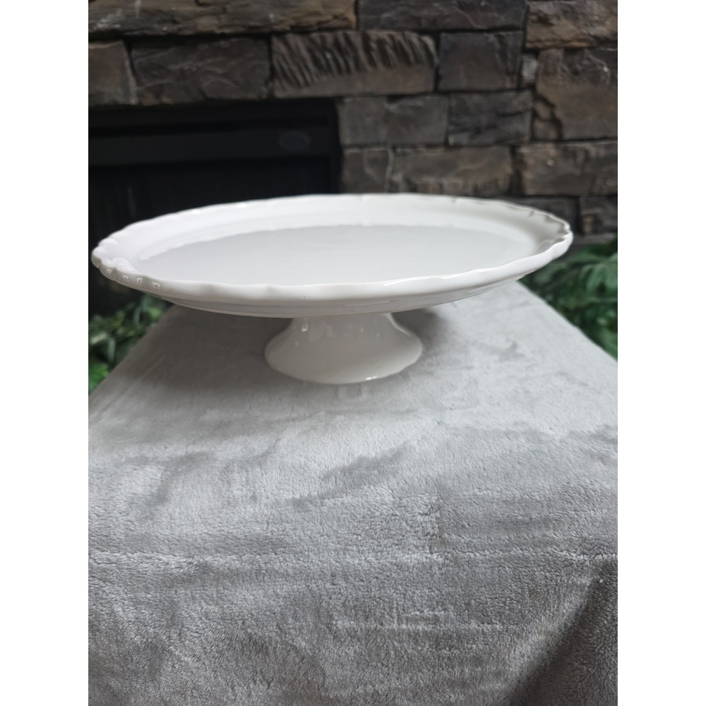 Ceriart SA White Cake Plate Stand Embossed Weave Pedestal Weave Portugal MINTY!